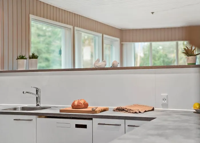 3 Bedroom Pet Friendly In Hojslev