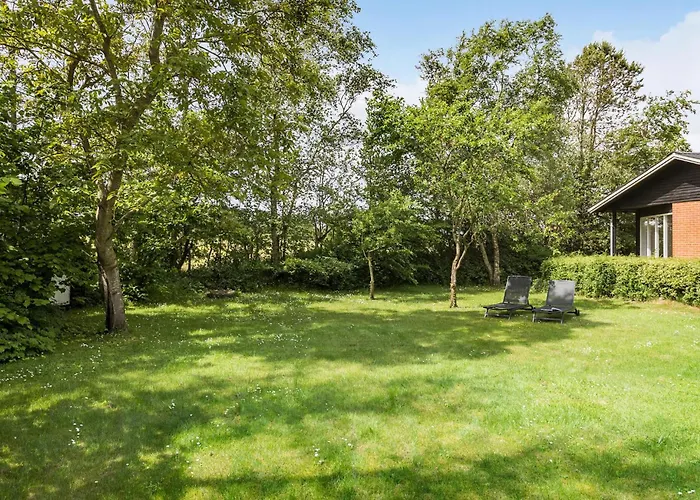 3 Bedroom Pet Friendly In Hojslev