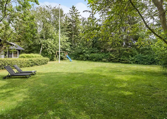 Holiday home 3 Bedroom Pet Friendly In *